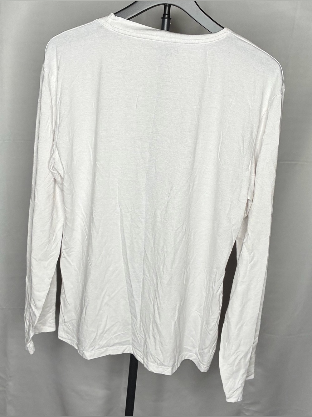 Classic White Long-Sleeve Crewneck Top - Women - Picture 2 of 2